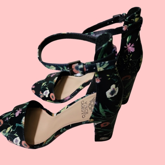 Vince Camuto platform heels size 10M VC Corllina - Picture 3 of 8